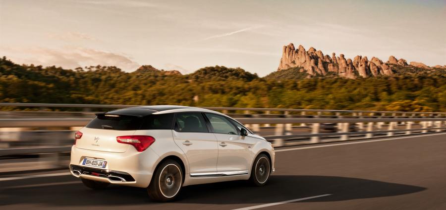  Citroen DS5 2012 года  (фото 29 из 182)